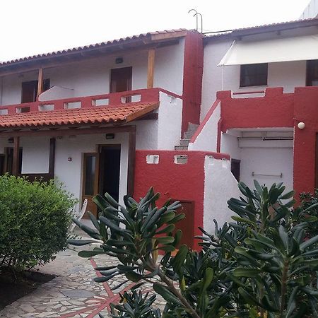 Antikristo Rooms Karteros Exterior foto