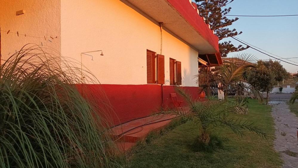 Antikristo Rooms Karteros Exterior foto