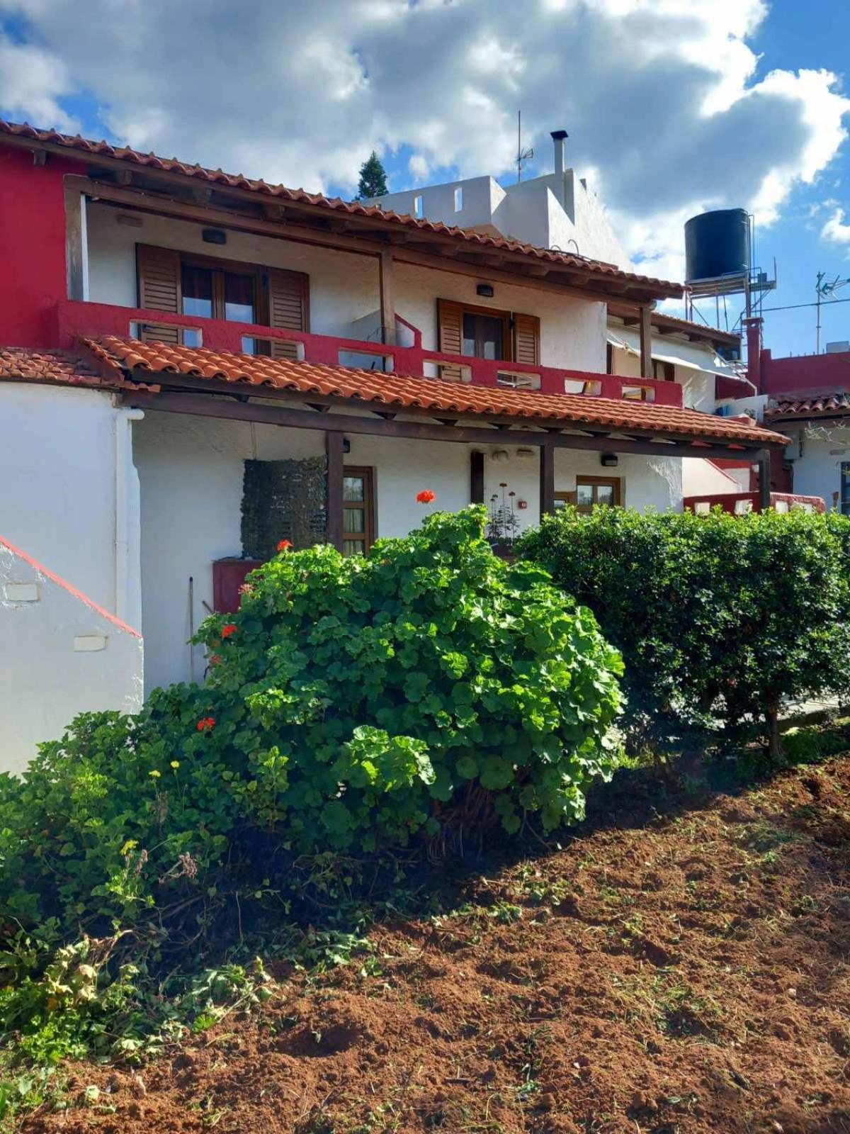 Antikristo Rooms Karteros Exterior foto