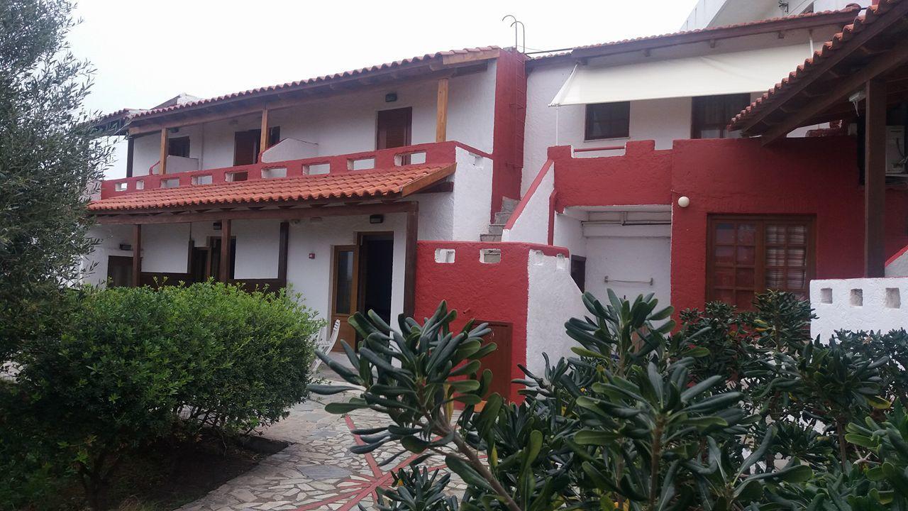 Antikristo Rooms Karteros Exterior foto
